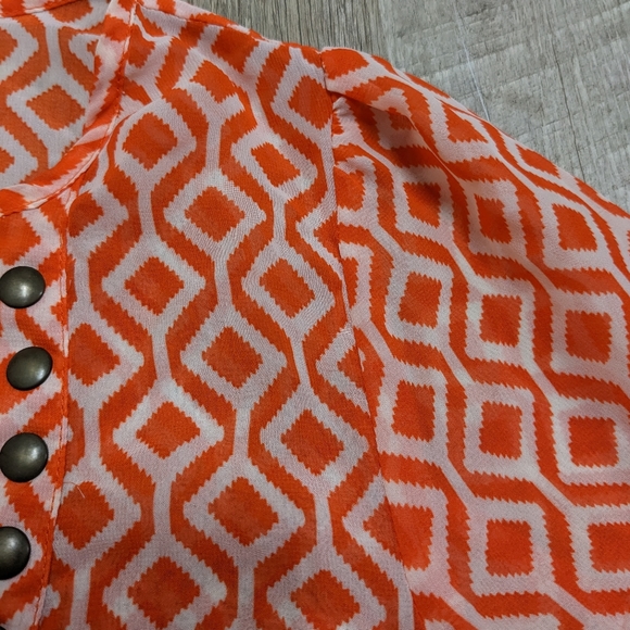 41 Hawthorn Orange and White Sheer Top Elbow Length - Picture 5 of 15